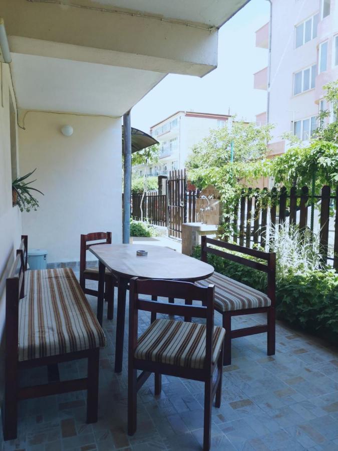 Primorski Briz Guest House พรีมอร์สโก ภายนอก รูปภาพ