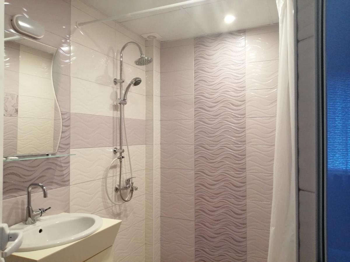 Primorski Briz Guest House พรีมอร์สโก ภายนอก รูปภาพ