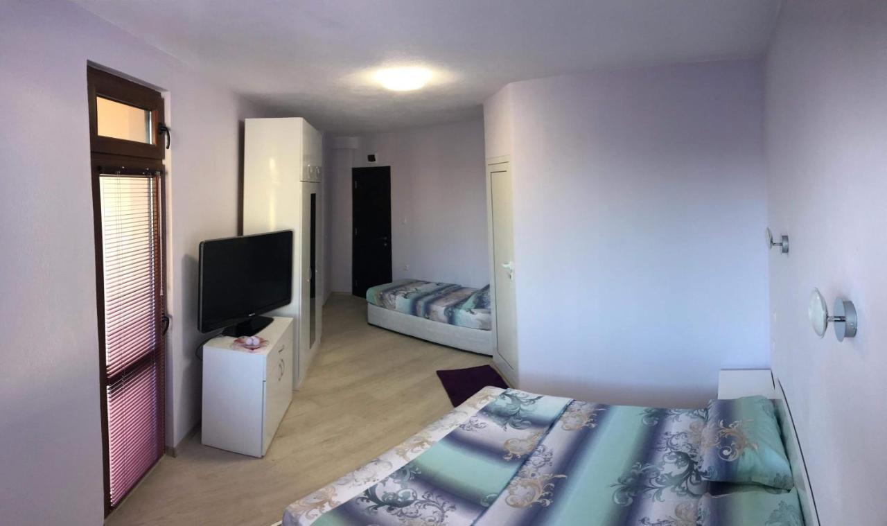 Primorski Briz Guest House พรีมอร์สโก ภายนอก รูปภาพ