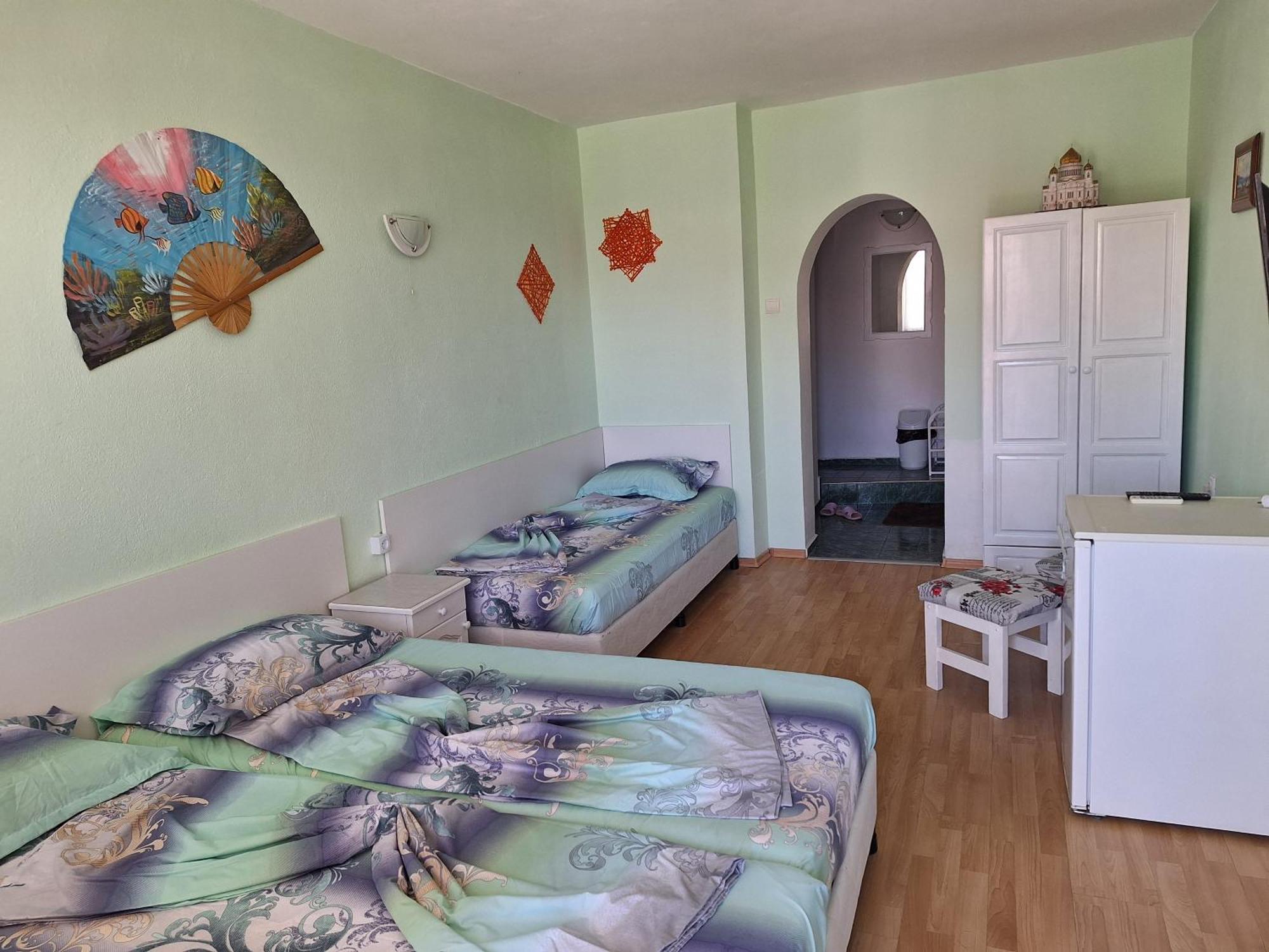 Primorski Briz Guest House พรีมอร์สโก ภายนอก รูปภาพ
