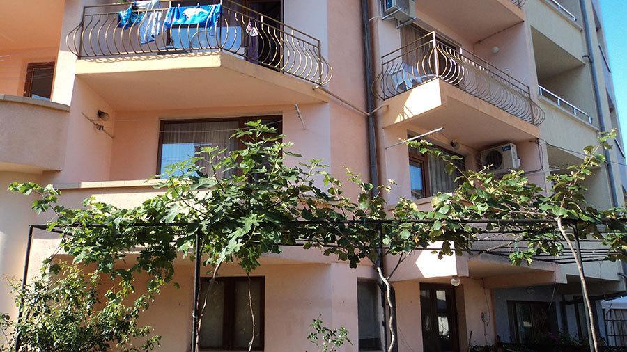 Primorski Briz Guest House พรีมอร์สโก ภายนอก รูปภาพ
